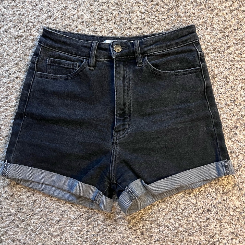 KanCan Signature | Mom Shorts